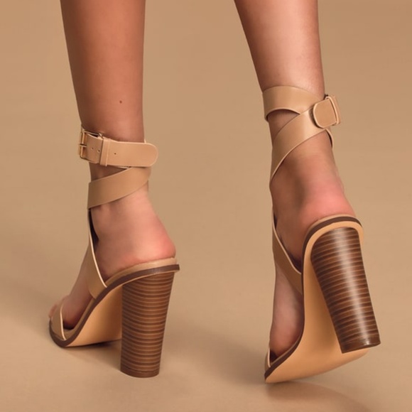 ANKLE STRAP SANDALS - Picture 4 of 8